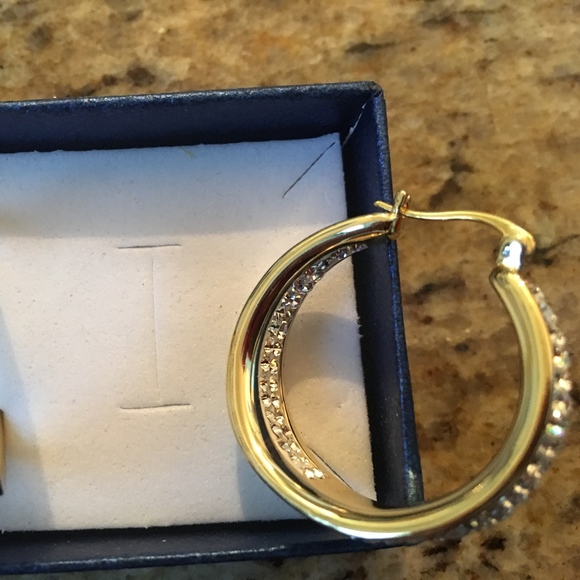 Gold Plated Inside out 4 row Crystal Hoops 1 1/4" - Picture 3 of 3